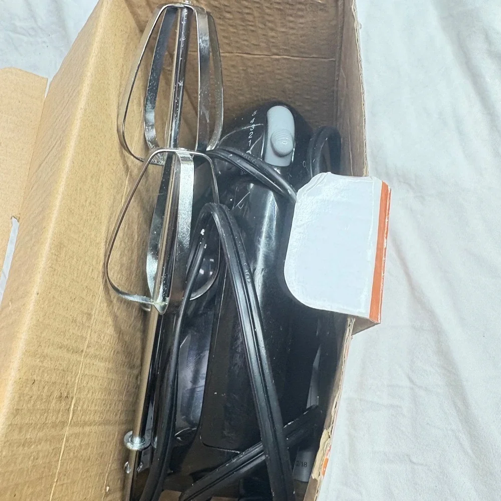 Proctor Silex Easy Mix Black Hand Mixer 5 Speed 100 Watts Durable